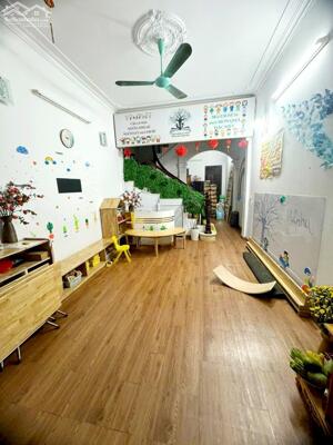 Bán nhà ngõ 136 Tây Sơn, 50m2 x 4 tầng, ô tô vào nhà