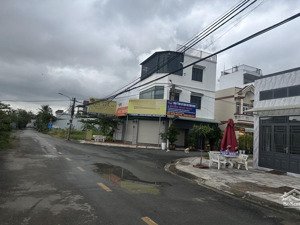 quận 9. 3000m2 full thổ cư mt 55m. chỉ 21tr/m2. còn tl view sông đầu tư phân lô cực sinh lời