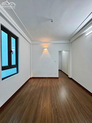 Cơ Hội Hiếm Nhà 4 Tầng, Ô Tô Đỗ Cửa, Gần Hồ Đền Lừ Hoàng Mai, Giá 5.95 Tỷ