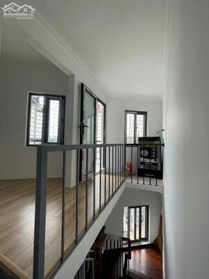 Hiếm Bán Nhà Giải Phóng – Mặt Ngõ Ô Tô Tránh, 4 Tầng Kiên Cố – Chỉ 3.9 Tỷ, Sổ Đỏ Sẵn!