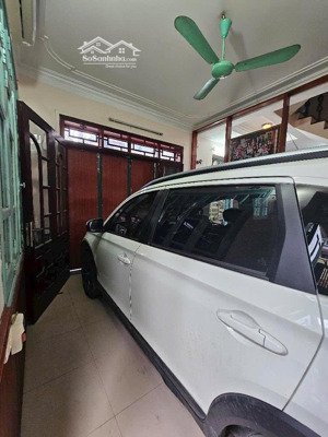 nhà hiếm hoàng hoa thám 2 ô tô tránh vỉa hè rộng kinh donh . dt 60m² x 5 tầng, mt 4m. 17.xx tỷ