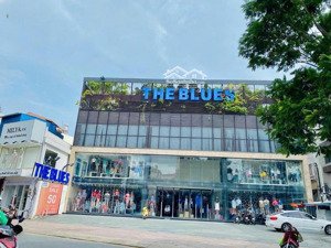 cho thuê nhà 305 307a lê văn sỹ q3 gần ngã tư trần quang diệu .