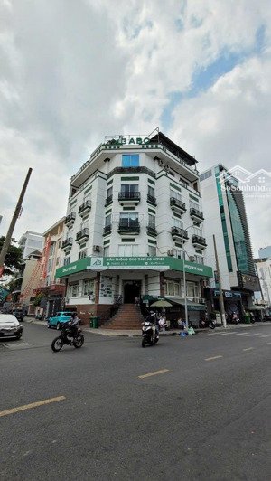 bán nhà góc 2 mặt tiền tôn thất tùng - dt: 8 x 20m - 5 tầng - hđt: 200 triệu/tháng - giá bán: 58 tỷ