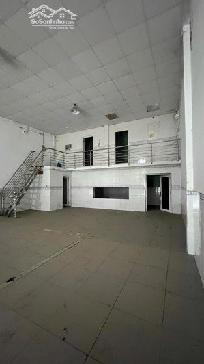 ngang 8*17, bán nhà đông hoà dĩ an 1/ đường trần hưng đạo