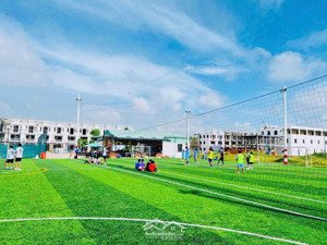 shophouse đang cho thuê tt kcn bàu bàng dtxd 219m2