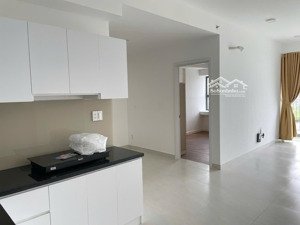 bán căn 1pn+1, giá 2.36 tỷ tại chung cư ricca q9, tầng cao, view thoáng.