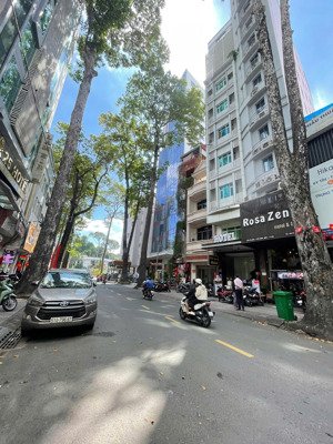 tốt quá anh chị ơi đừng bỏ lỡ. mt bùi thị xuân, p.bến thành, q.1 (11.5x23m) giá 165 tỷ tl