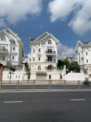 bán biệt thự 2 mặt tiền cityland garden hills p5 gò vấp. diện tích 14x20 hầm 5 tầng. giá 73 tỷ