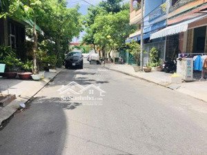 chính chủ cần tiền bán gấp nhà 94 nguyễn văn siêu, sát chân cầu rồng