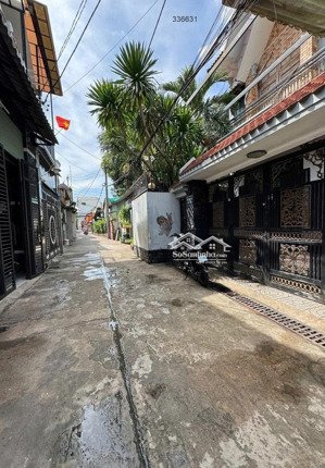 bán nhà 2 tầng siêu đẹp hẻm xe hơi hiệp thành 35, q. 12