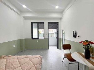 cho thuê chdv tách bếp, ban công - trung tâm tp thủ đức