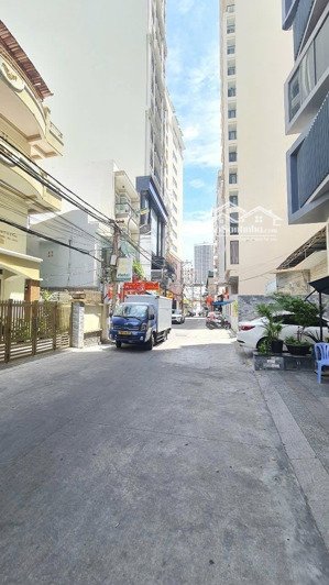 bán nhà hẻm 6-8m cách biền 200m đường nguyễn thị minh khai , phường nha trang , khánh hoà