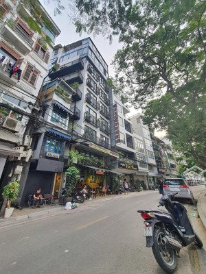 mặt phố hoàng văn thái siêu vị trí mặt tiền rộng kinh doanh dòng tiền.