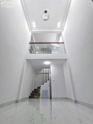 Cần bán Nhà Mặt phố Tôn Đức Thắng Đống Đa 50m2 3 tầng mặt tiền 3.7m