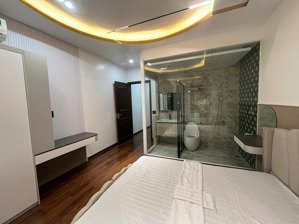 bán toà căn hộ dịch vụ 18 phòng khu phân lô văn cao - 240m2 - ngang 12m - giá 23 tỷ