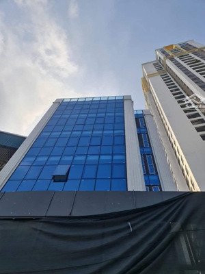 thanh xuân. tòa nhà văn phòng. 2 mặt đường. 190m2. 73 tỷ. 380tr/m2. 8 nổi 1 hầm. pháp lý + pccc ok.