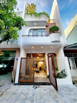 BÁN GẤP – NHÀ PHỐ 112,6M² – GIÁ 2 TỶ 600, SỔ HỒNG RIÊNG, DỌN VÀO Ở NGAY