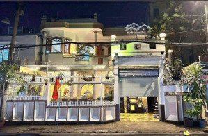 bán biệt thự hiếm có (11.5m x 19m) ngay khu cư xá nguyễn trung trực, đ3/2, p.12, quận 10.