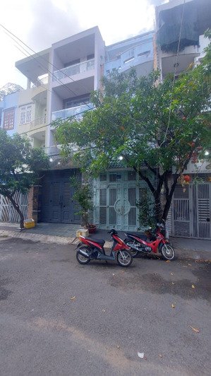 nhà nguyên căn 4 tầng đường bình lợi p13 bình thạnh( 21tr/th)