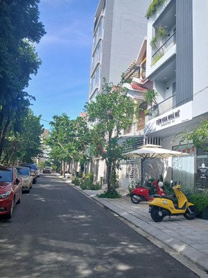 cần bán nhanh lô đất sát võ nguyên giáp khu phố tây 140m2, ngang 7m, giá chỉ 14 tỷ còn tl