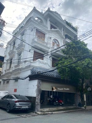 bán nhà mặt tiền đường yên thế p2 -dt: 7,3 x 16m -4 tầng-giá: 34 tỷ- biệt thự siêu hiếm tân bình