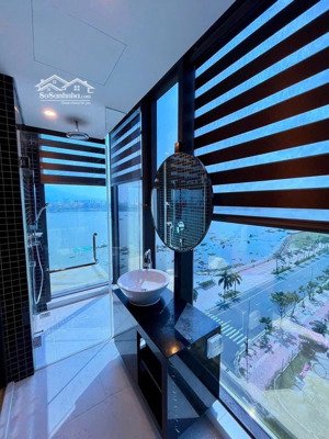 ngộp bank, cắt lỗ 600 triệu ,sam towers sổ hồng- 2 pn vip 84m2, thuê ngay 40 tr/ tháng