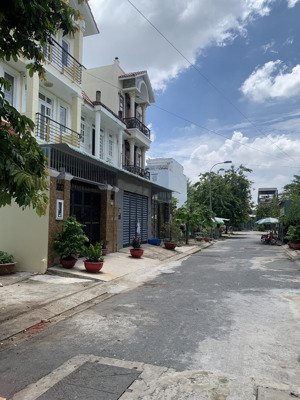 bán lô đất 100m2(5 x 20) -giá:3tỷ850 tl-sổ c nhân mt 12m kdc an phú tây xã an tây , bình chánh cũ