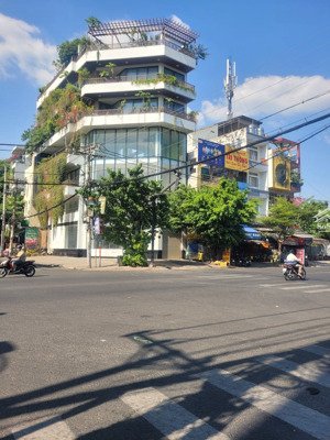 bán toà văn phòng cạnh thành phố giao lưu, 100m2 7 tầng thang máy, mt 7m lô góc, chỉ 33 tỷ