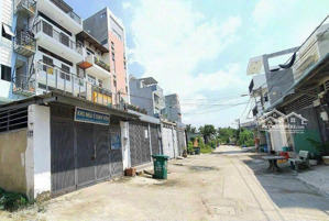 chdv sinh viên đường xe hơi vườn lài, p. an phú đông, dt: 145m2, 5 tầng, đct 50tr/th