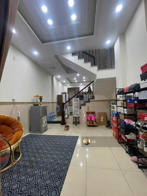 bán 2 căn liền kề có sân đậu ô tô, full nội thất, sổ hồng riêng, đường số 8 hiệp bình thủ đức