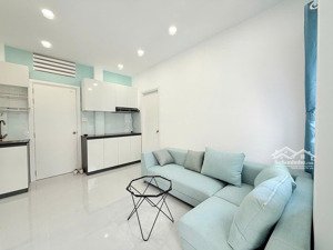 cần bán, chung cư 319 lý thường kiệt q11, dt 40m2 - 2pn - 1wc, có sổ, tặng nội thất call 