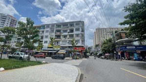 cần bán chung cư thang bộ lầu 2 lương định của 74m2, 2pn, 2wc giá 2 tỷ 950. 