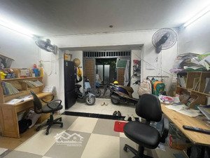 bán nhà 2 tầng hẻm xe hơi góc 2 mặt tiền hiệp bình chánh, diện tích: 4m x 8.5m - chỉ: 3,3 tỷ