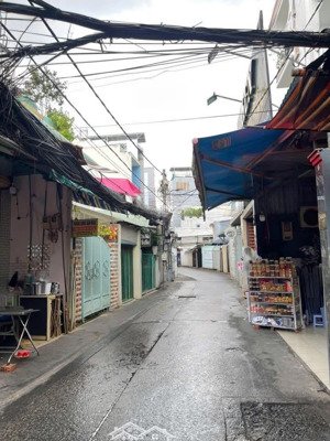 nhà dt 4.2 x 14m - sát mt q8, hẻm lớn thông dương bá trạc - chỉ 5.6 tỏi