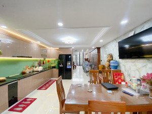 bán nhà - mặt tiền - 74m2 - khu vip cửa p1 - gần trung tâm hành chính - q6