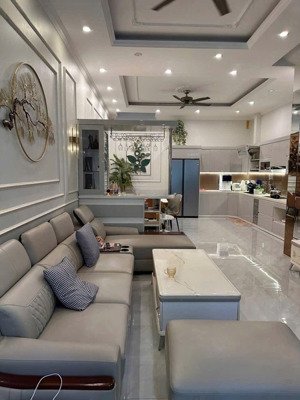 chủ ngộp bank bán gấp căn ngô quyền nhà như mới nhỉnh 9 tỷ rẻ như cho