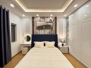 bán nhà phố 4 tầng full nội thất cao cấp đường lý phục man quận 7