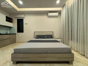 Căn hộ quận 10 full nội thất ngay đHKinh Tế UEH