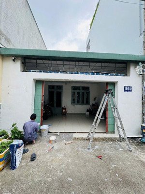 chính chủ gửi bán nhà hồ văn long, p. bhhb, q. bình tân, dt: 5.7 x 13m. sổ hồng riêng hẻm