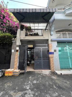 bán nhà hẻm vip 8m tại nguyễn sơn, p phú thạnh, q.tân phú 4x20 1 lầu giá 7,x tỷ tl x nhỏ xíu