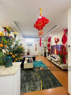 chính chủ bán nhanh căn 76m2 2 ngủ 2wc ở đại kim building phố trần hòa full nội thất như hình sđcc