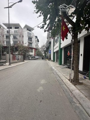 bán liền kề khai sơn - long biên , 90 m2 , xây 5 tầng , mt 6m