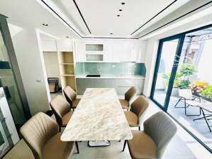 chính chủ bán nhà phố lò đúc-trần khát chân,42m2-5 tầng mới thang máy,gần mặt phố,giá 9.85 tỷ