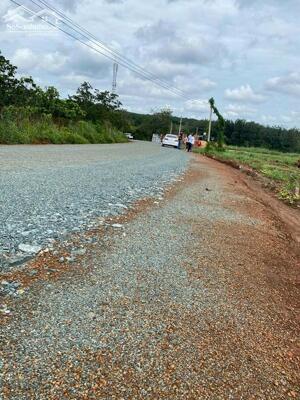 CẦN TIỀN GẤP SANG NHANH 3 SÀO 2 (3200M2) ĐẤT THỔ CƯ NẰM NGAY KCN ĐANG H.ĐỘNG. GIÁ 170TR