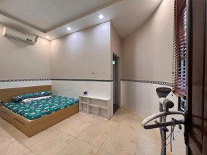 bán căn mặt tiền nguyễn văn tiết phường hiệp thành thủ dầu một full thổ cư 5x15.5m kinh doanh tốt