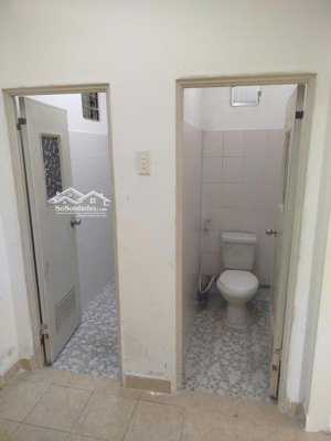 cho thuê căn hộ 109 nguyễn biểu, quận 5, 9,5tr/tháng