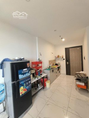 giá thuê rẻ nhất oasis, căn hộ 2pn2wc nội thất cơ bản, view sông thoáng mát, giá chỉ 6,5 triệu