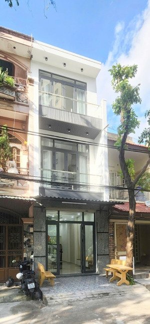 bán nhà riêng mới xây đường phan huy ích, tân bình giá 5ty7, dt 3m65 x 9m, nhà full nội thất
