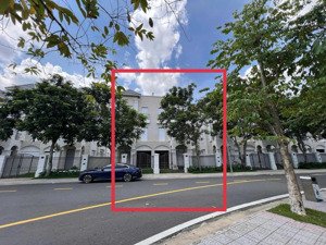 hot hot hot biệt thự song lập vinhomes 200m2 khu compound vinhomes quận 9 giá 26.9tỷ all in