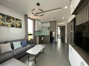 căn hộ 1 phòng ngủ, 3 ban công đẹp nhất khu vực trần đại nghĩa, lê thanh nghị